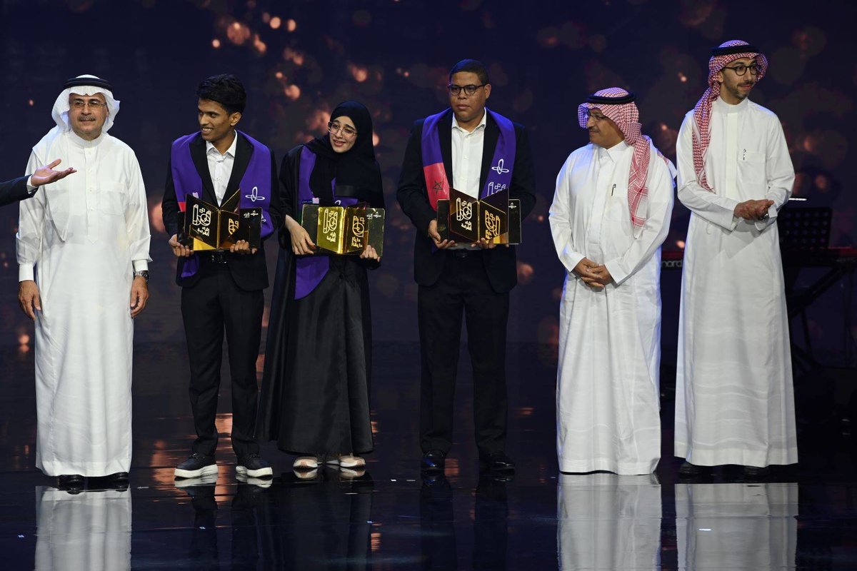 سفيان البراق يفوز بجائزة قارئ العام بالسعودية