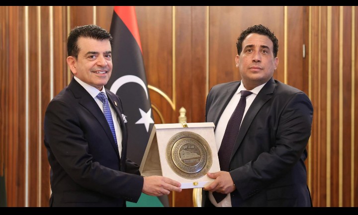 رئيس المجلس الرئاسي الليبي يستقبل المدير العام للإيسيسكو