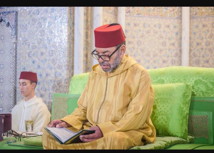 امير المؤمنين الملك محمد السادس يحي ذكىى المولد النبوي الشريف بمسجد حسان بالرباط