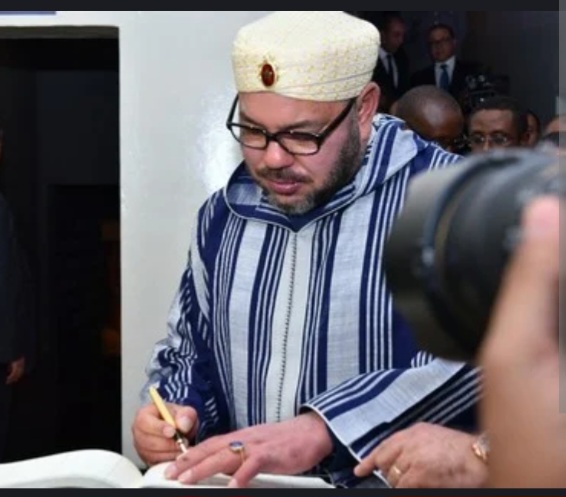 جلالة الملك محمد السادس يبعث برقية تهنئة إلى خالد العناني بعد انتخابه مديرا عاما لمنظمة الأمم المتحدة للتربية والعلوم والثقافة (يونسكو)