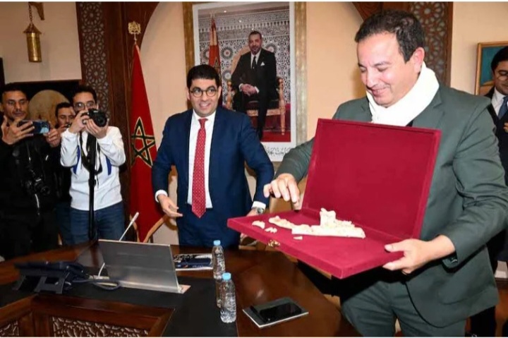 مهدي بنسعيد : اكتشاف أثري غير مسبوق بالمغرب يعيد كتابة فصل مهم من تاريخ تطور الإنسان