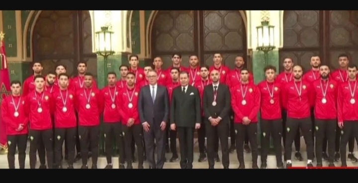 المنتخب الوطني لكرة القدم يؤكدون عزمهم على مواصلة العمل من أجل تحقيق مزيد من الإنجازات