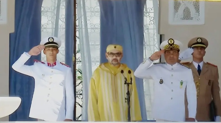 مولاي الحسن يترأس بالكلية الملكية للدراسات العسكرية العليا بالقنيطرة حفل تخرج الفوج الـ 26 للسلك العالي