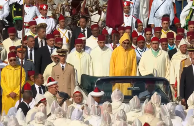 جلالة الملك يترأس حفل الولاء بساحة المشور بالقصر الملكي بتطوان