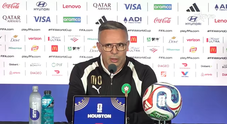 مدرب المنتخب المغربي يشيد بقدرة المغرب على التأقلم.. ومدرب كندا يقر بواقعية “الأسود” بعد التأهل إلى ربع النهائي
