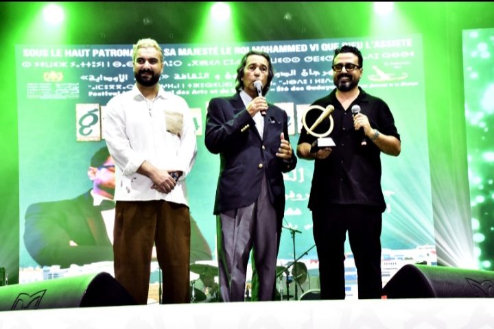 مهرجان صيف الأوداية يسدل ستار دورته ال14 بنجاح كبير تتويج الحاج عبد المغيث ورشيد العلالي في سهرة شعبية حاشدة