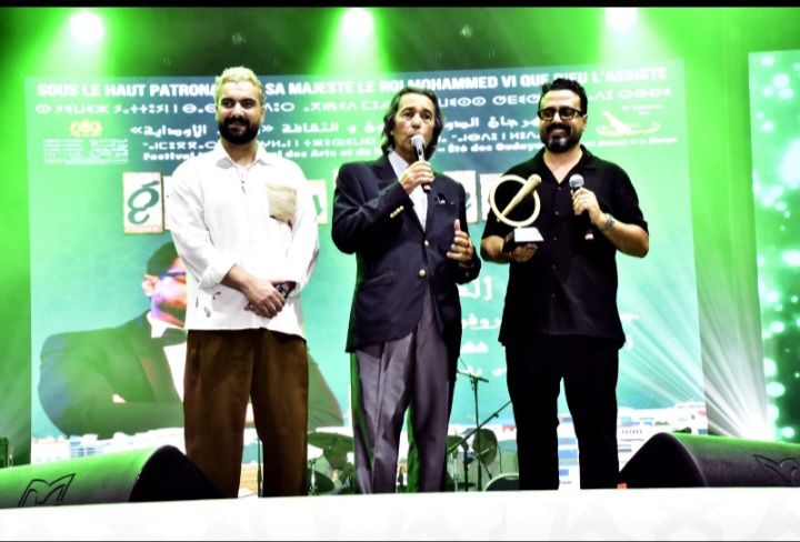 مهرجان صيف الأوداية يسدل ستار دورته ال14 بنجاح كبير تتويج الحاج عبد المغيث ورشيد العلالي في سهرة شعبية حاشدة