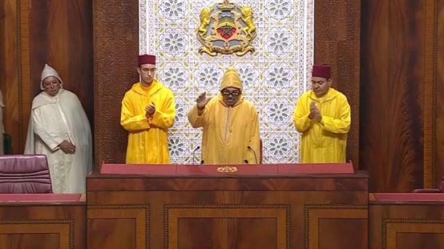 جلالة الملك يدعو إلى تعزيز الاحتياطي الاستراتيجي للمملكة ووضع الشباب في صلب السياسات العمومية